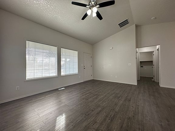 3rd image of 1903 Terrace Dr #1905