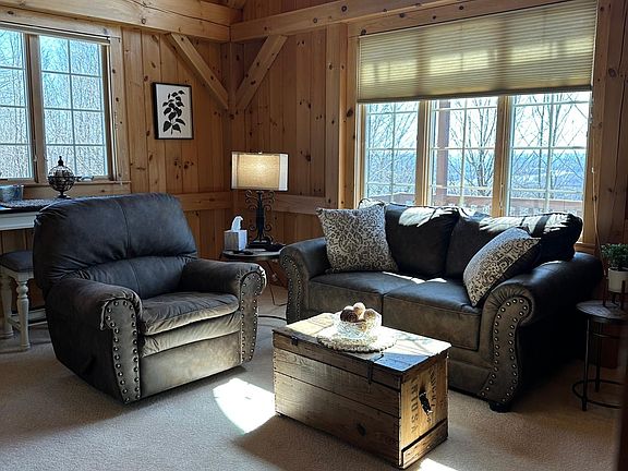 4th image of 9001 W Skyline Pkwy #2
