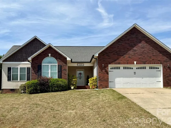 510 E Carpenter St, Maiden, NC 28650