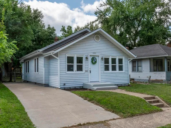 1233 Wilber St, South Bend, IN 46628