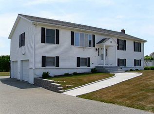 13 S Fairway Ave, Westerly, RI 02891