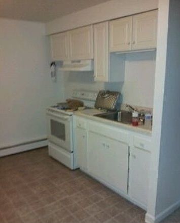 1st image of 40 Midland Blvd