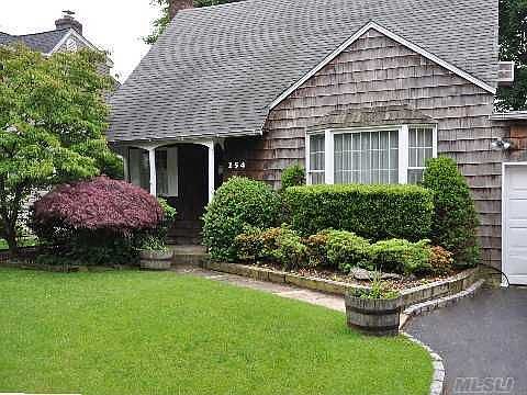 1st image of 154 Pine St