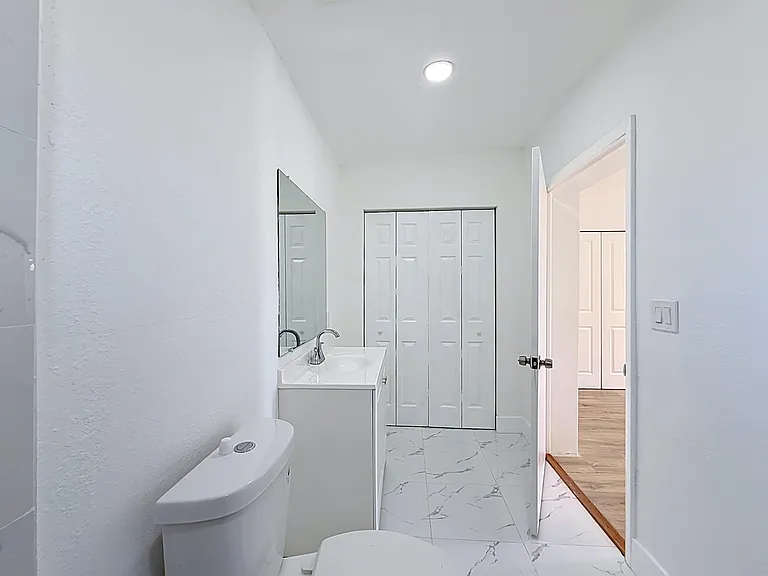 10235 SW 177th St — Photo 25