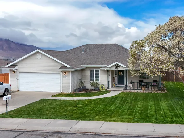 5287 Offenhauser Dr, Winnemucca, NV 89445