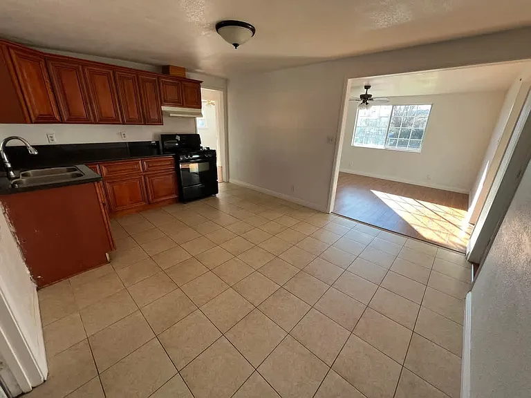 49502 Michael Ave — Photo 7
