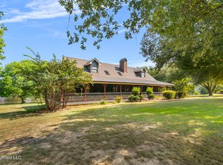 124 Countryside Dr, Brandon, MS 39047