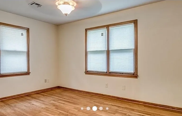 1813 Oxford Way — Photo 10