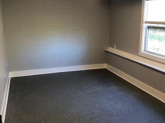 3rd image of 627 Burson Ave #D