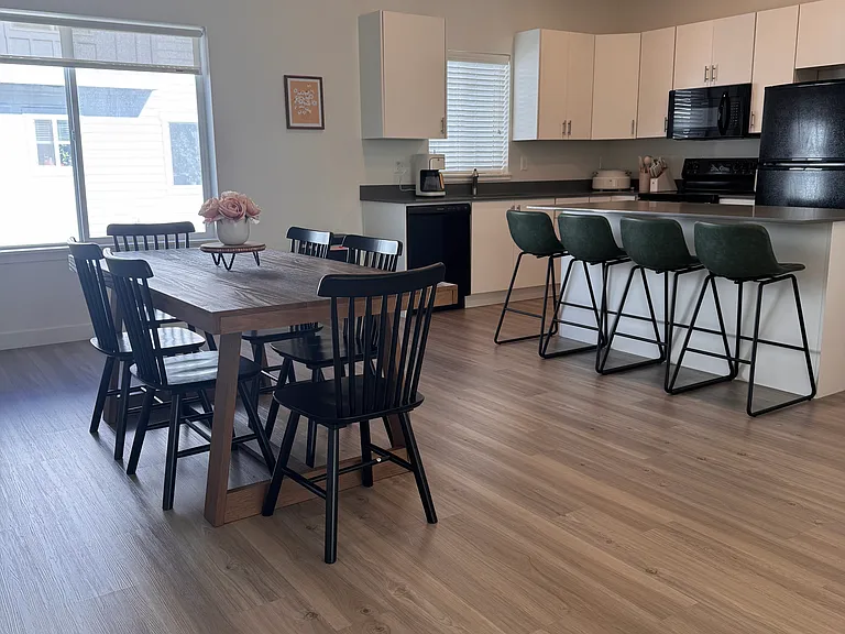 860 Place Townhomes — Photo 45