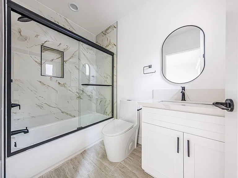 1241 N Sycamore Ave — Photo 41