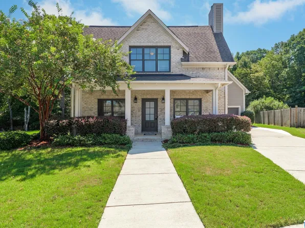 175 King Richards Way, Calera, AL 35040