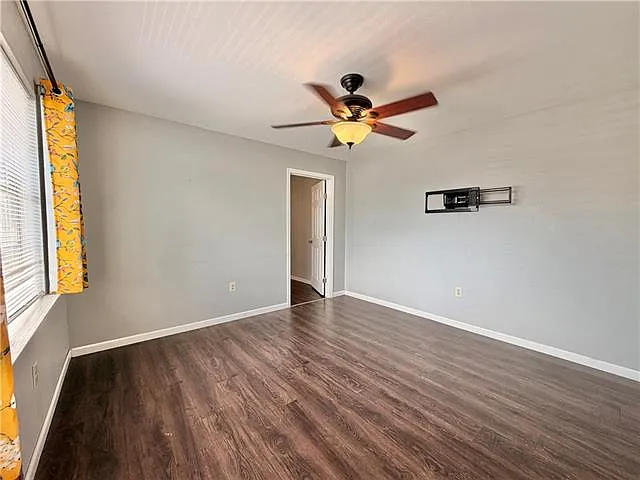 2 bed, 1.0 bath, 720 sqft, $1,250 — Photo 4