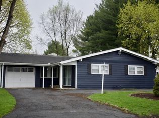 22 Vincent Dr, Middletown, NY 10940