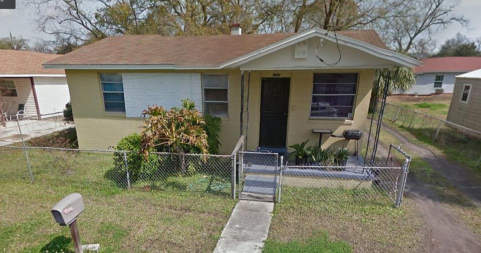 1st image of 1315 Stafford St