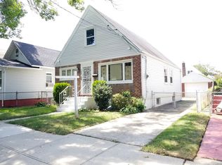 137-28 170th St, Jamaica, NY 11434