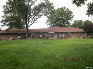 3 Bittersweet Dr, Saint Clair, MO 63077