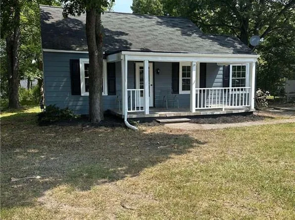 1545 Albright Ave, Burlington, NC 27215