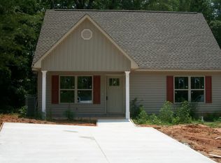 433 Bishop Hicks Ct, Inman, SC 29349