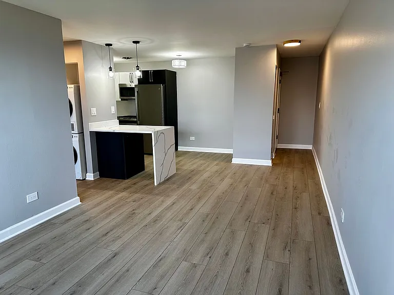 Loyola Beach Apartments — Photo 15