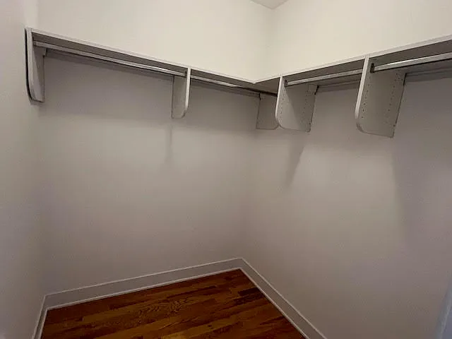 4812 W Montrose Ave #202 — Photo 6