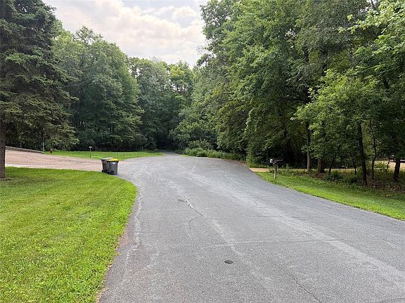 4th image of Lots 19 & 20 449th Street