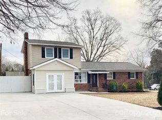 309 S D Ave, Maiden, NC 28650