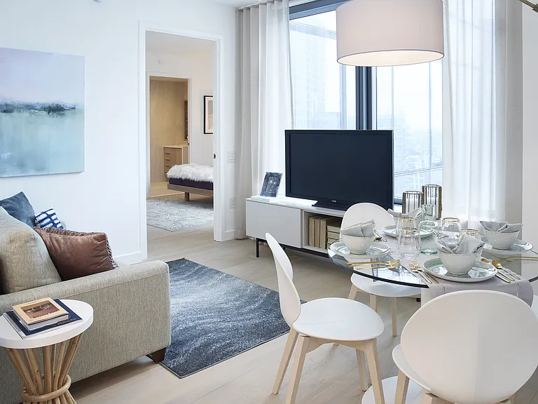 3 Court Sq #1805 — Photo 2