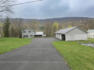 605 Hartley Rd, Bedford, PA 15522