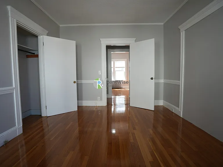 129 Draper St #1 — Photo 8