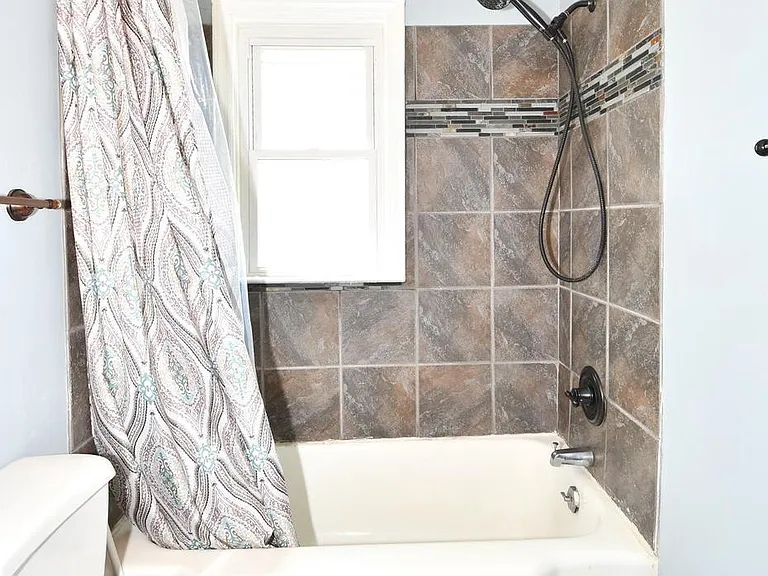 1410 N Forest Park Ave — Photo 21