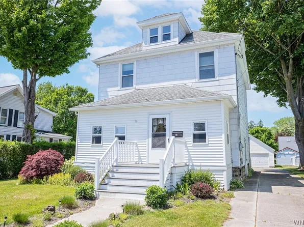 34 Otis St, Batavia, NY 14020