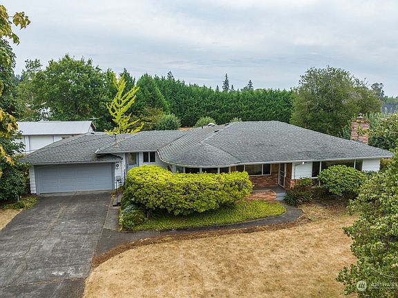 3rd image of 17505 NE 102nd Avenue