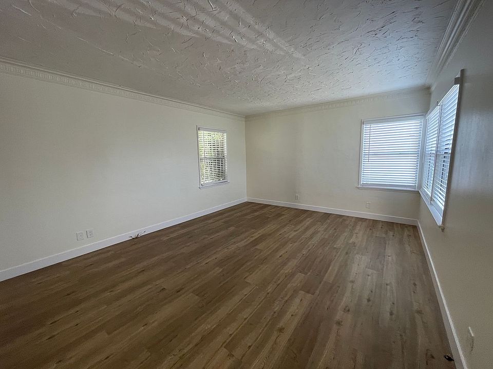 1st image of 820 N Edinburgh Ave #824
