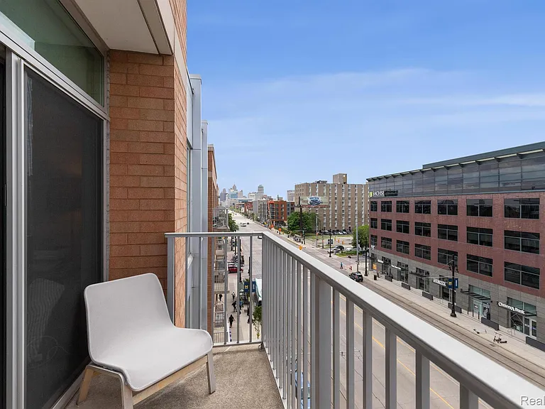 3670 Woodward Ave #506 — Photo 11