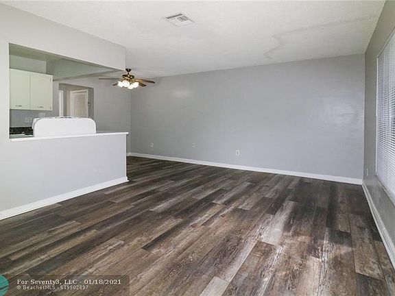 4th image of 9006 NW 38th Dr APT 3