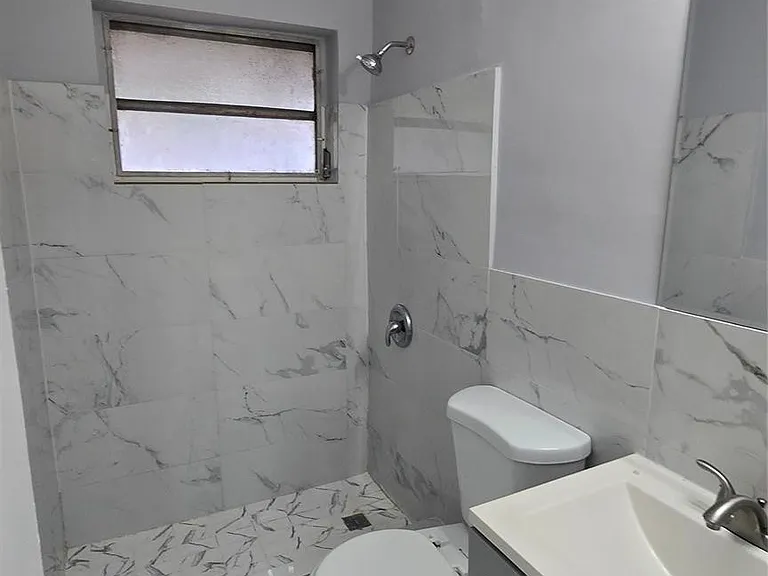 1874 NE 161st St #1874 — Photo 9