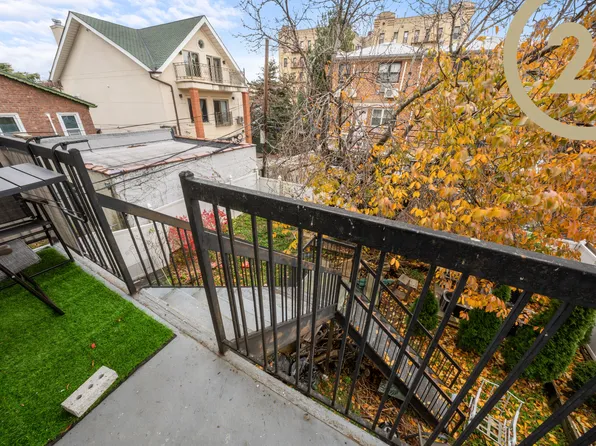 1515 West 4th Street image 5 of 16