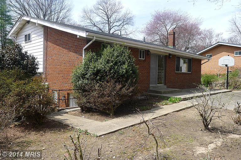 2nd image of 11203 Monticello Ave