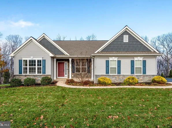 126 Stone Arch Dr, Marysville, PA 17053