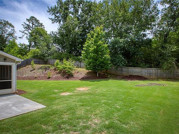 4th image of 8060 Gracen Dr
