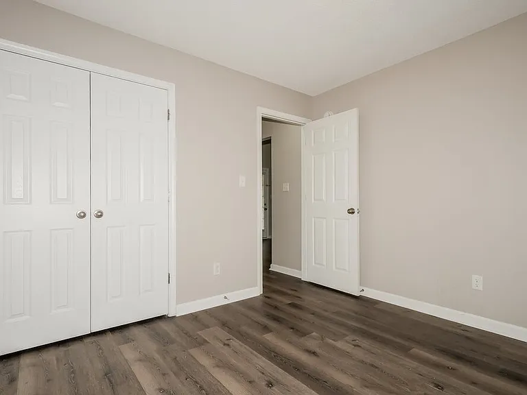7959 Ridgedale Dr — Photo 15