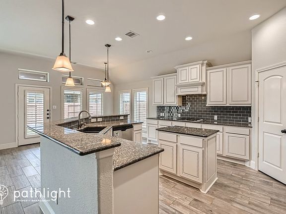 4th image of 15211 Foxwood Arbor Ln