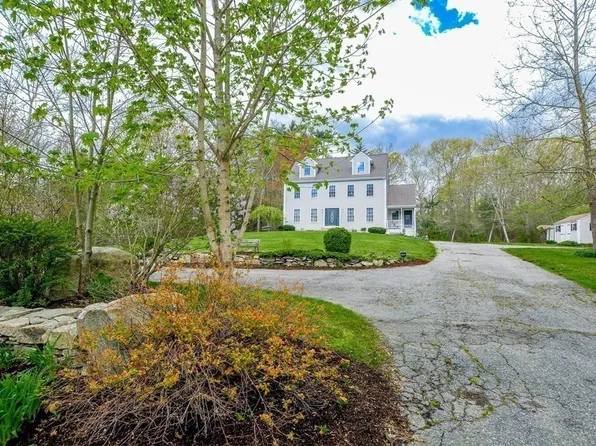 116 Tispaquin St, Middleboro, MA 02346