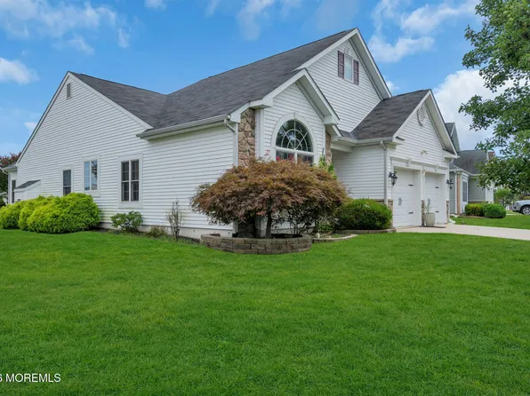 3 Eagleswood Drive, Waretown, NJ 08758