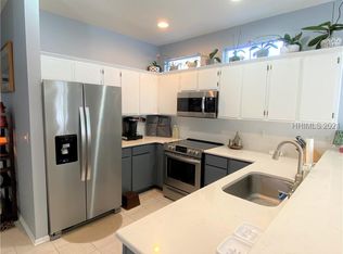 425 Col Thomas Heyward Rd, Bluffton, SC 29909