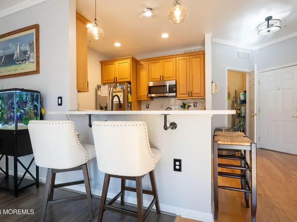 422 Sophee Lane, Lakewood, NJ 08701