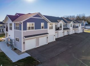 Autumn Wood - 610 (Building 3), Deerfield, WI 53531