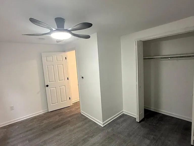 1333 N Walnut St — Photo 18
