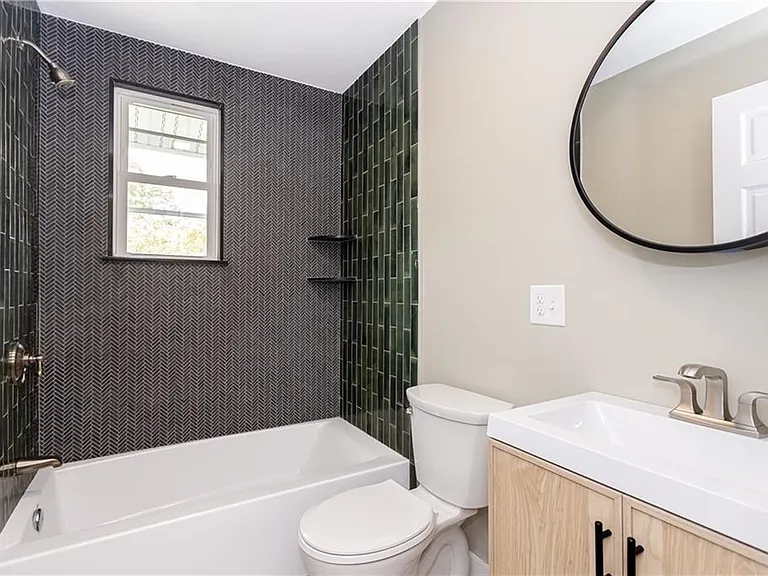 439 Broadway St #D — Photo 16